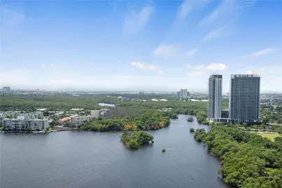 17111 Biscayne Blvd #PH2, North Miami Beach, FL 33160 - Photo 32