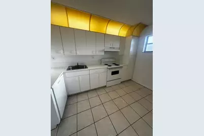 2903 NE 163rd St #506, North Miami Beach, FL 33160 - Photo 2