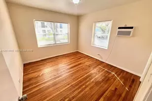 700 NE 85th St, Miami, FL 33138 - Photo 4