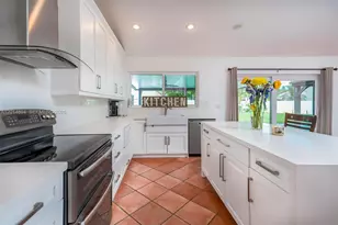 18168 SW 3rd St, Pembroke Pines, FL 33029 - Photo 4