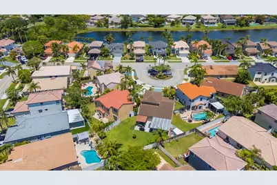 18168 SW 3rd St, Pembroke Pines, FL 33029 - Photo 44