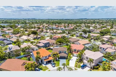 18168 SW 3rd St, Pembroke Pines, FL 33029 - Photo 34