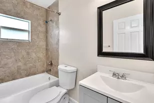 225 NW 14th Ave, Fort Lauderdale, FL 33311 - Photo 28