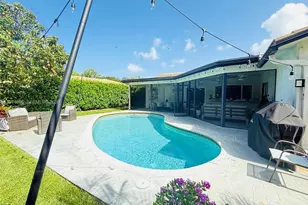 2411 NW 31st St, Boca Raton, FL 33431 - Photo 40