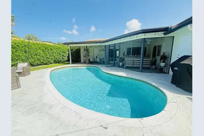 2411 NW 31st St, Boca Raton, FL 33431 - Photo 36