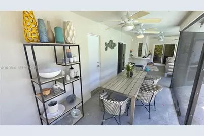 2411 NW 31st St, Boca Raton, FL 33431 - Photo 32