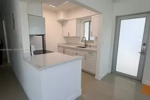 641 Espanola Way, Miami Beach, FL 33139 - Photo 6