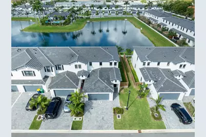 4981 Peacock Way, Dania Beach, FL 33312 - Photo 18