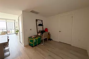 121 NE 34th St, Miami, FL 33137 - Photo 18