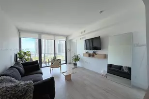 121 NE 34th St, Miami, FL 33137 - Photo 4