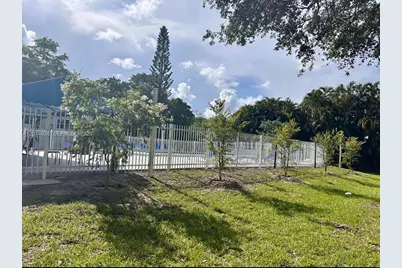 1351 NE 191st St #E119, Miami, FL 33179 - Photo 52
