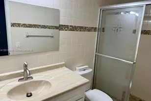 1351 NE 191st St, Miami, FL 33179 - Photo 32
