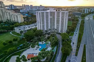 3300 NE 191st St, Aventura, FL 33180 - Photo 32