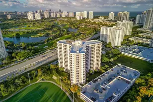 3300 NE 191st St, Aventura, FL 33180 - Photo 38