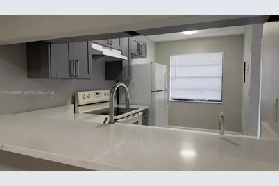 4010 Lakeside Drive #4010, Tamarac, FL 33319 - Photo 4