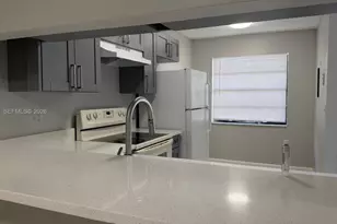 4010 Lakeside Dr, Tamarac, FL 33319 - Photo 4