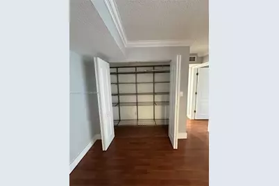 911 E Ponce De Leon Blvd #504, Coral Gables, FL 33134 - Photo 16