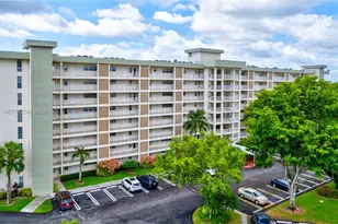 3091 N Course Dr, Pompano Beach, FL 33069 - Photo 10