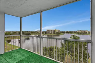 3091 N Course Dr, Pompano Beach, FL 33069 - Photo 8