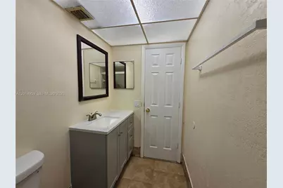 11477 NW 39th Ct #205-1, Coral Springs, FL 33065 - Photo 6
