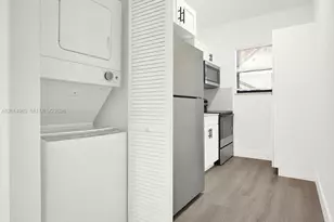 638 SW 21st Ave, Miami, FL 33135 - Photo 6