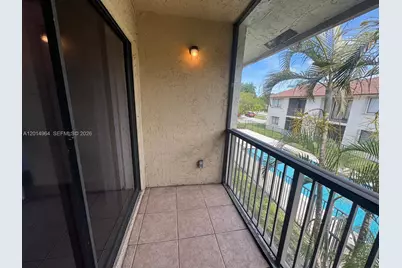 142 NW 60th Ave #6-2, Margate, FL 33063 - Photo 6