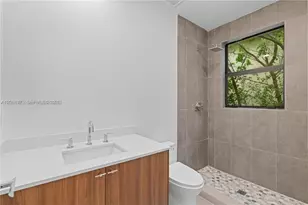 909 NE 16th Ave, Fort Lauderdale, FL 33304 - Photo 28