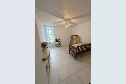 310 Fontainebleau Blvd #206, Miami, FL 33172 - Photo 4