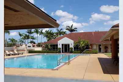 18820 NW 57th Ave #203, Hialeah, FL 33015 - Photo 56
