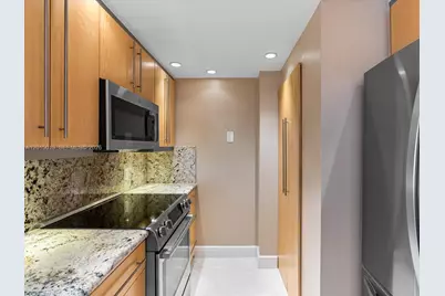 701 Brickell Key Blvd #2511, Miami, FL 33131 - Photo 12