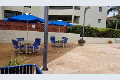 8999 SW 123rd Ct #112, Miami, FL 33186 - Photo 16