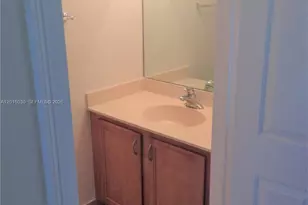 690 Amador Ln, West Palm Beach, FL 33401 - Photo 22
