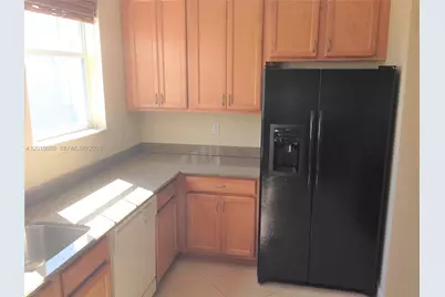 690 Amador Ln #2, West Palm Beach, FL 33401 - Photo 18
