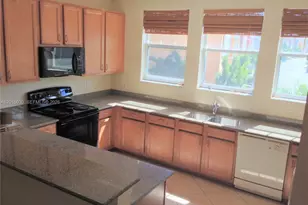 690 Amador Ln, West Palm Beach, FL 33401 - Photo 4