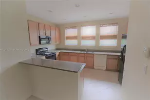690 Amador Ln, West Palm Beach, FL 33401 - Photo 8