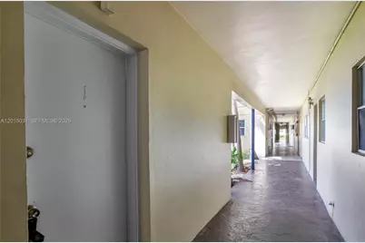 11930 NE 19th Dr #1, North Miami, FL 33181 - Photo 24