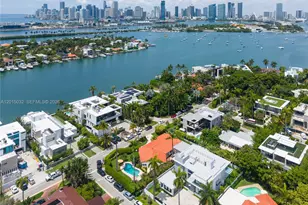 363 S Hibiscus Dr, Miami Beach, FL 33139 - Photo 4