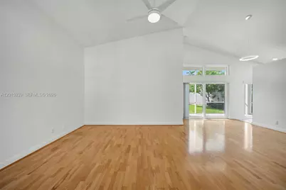 941 Briar Ridge Rd, Weston, FL 33327 - Photo 6