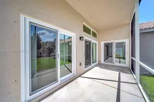 941 Briar Ridge Rd, Weston, FL 33327 - Photo 30