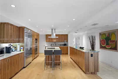 10155 Collins Ave #1105, Bal Harbour, FL 33154 - Photo 4