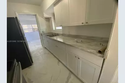 166 NW 68th Ter #166, Miami, FL 33150 - Photo 4
