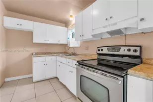 2005 NW 11th Ave, Fort Lauderdale, FL 33311 - Photo 4