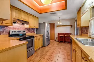 4605 NW 47th Ct, Tamarac, FL 33319 - Photo 4