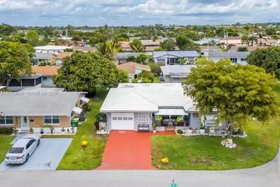 4605 NW 47th Ct, Tamarac, FL 33319 - Photo 18