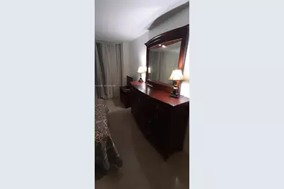16909 N Bay Rd #914, Sunny Isles Beach, FL 33160 - Photo 2