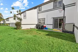 9872 NW 19th Pl, Sunrise, FL 33322 - Photo 22