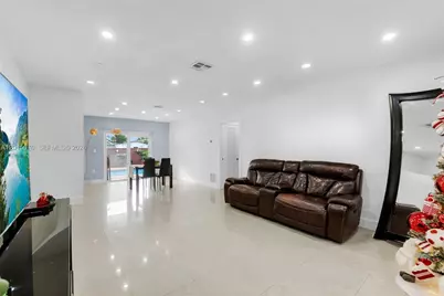 1820 N 27th Ave, Hollywood, FL 33020 - Photo 4