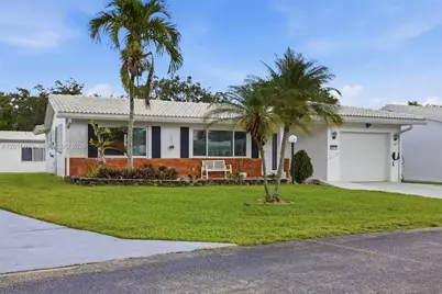 9011 NW 15th Pl, Plantation, FL 33322 - Photo 2