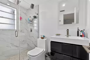 1755 W 60th St, Hialeah, FL 33012 - Photo 26