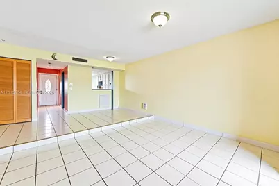606 NW 107th Ave #9B, Miami, FL 33172 - Photo 4